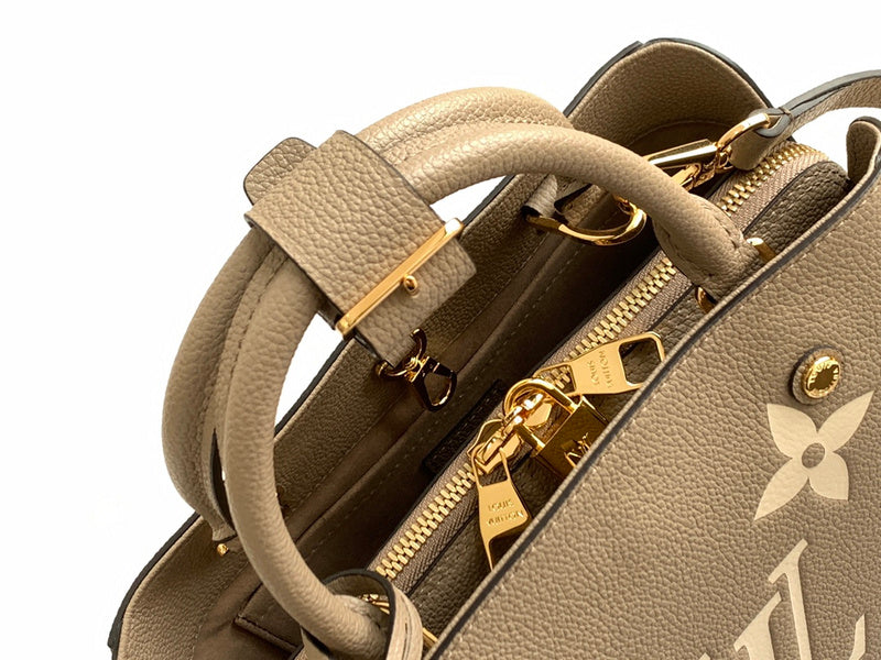 LOV - Luxurious Totes - 2429