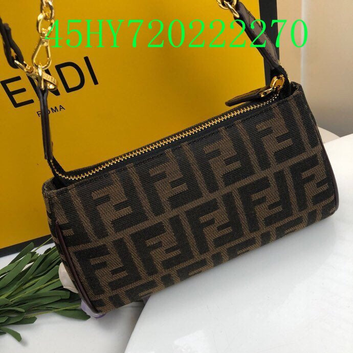 GC - Shoulder - 2858