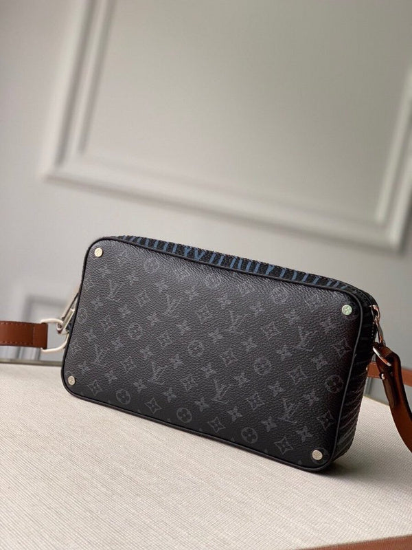 LOV - Luxurious Totes - 2592
