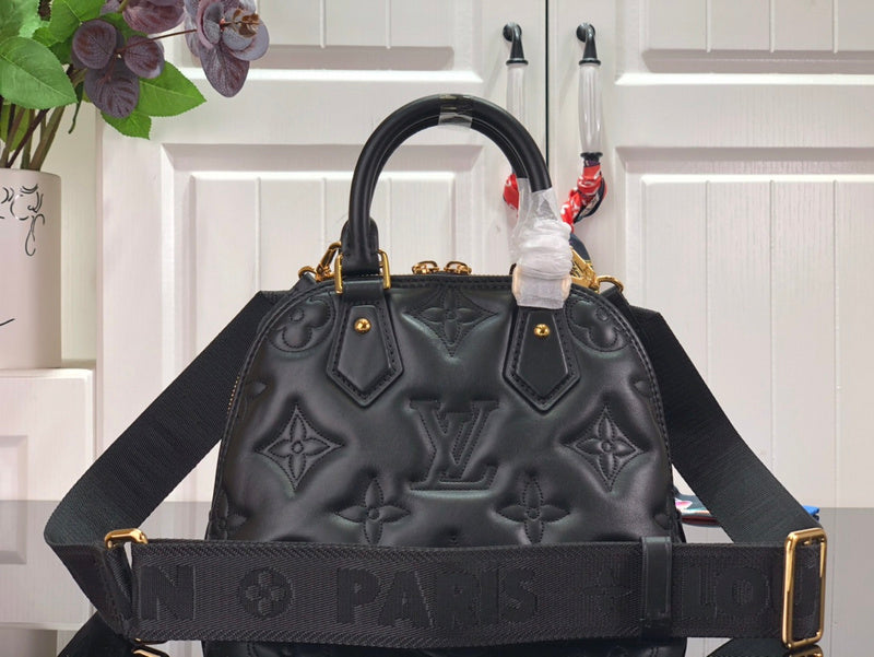 LOV - Luxurious Totes - 1587