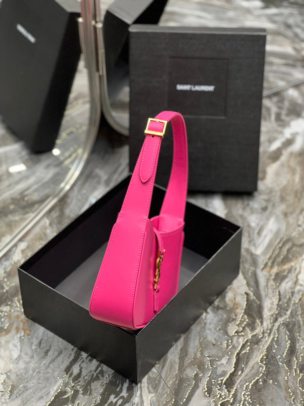 Luxurious Totes - Latest - 8121