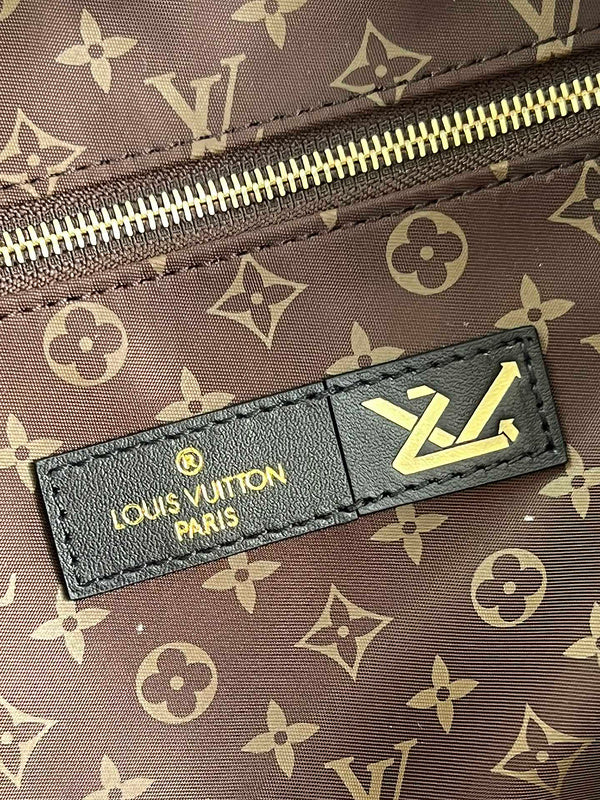 LOV - Luxurious Totes - 2116