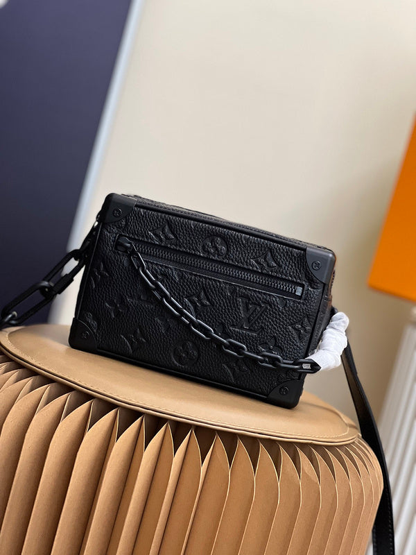 LOV - Luxurious Totes - 992