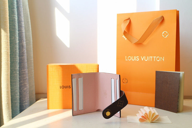 Luxurious Totes - Latest - 1018