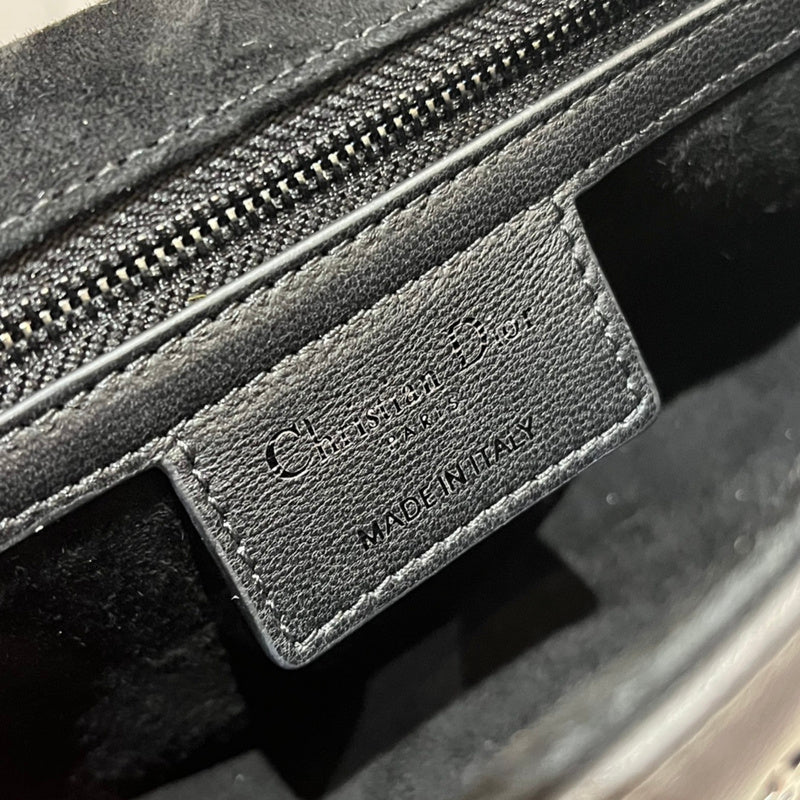 Luxurious Totes - Latest - 6211