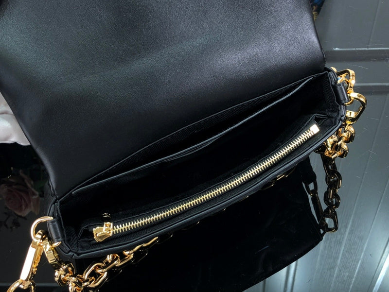 LOV - Luxurious Totes - 1591
