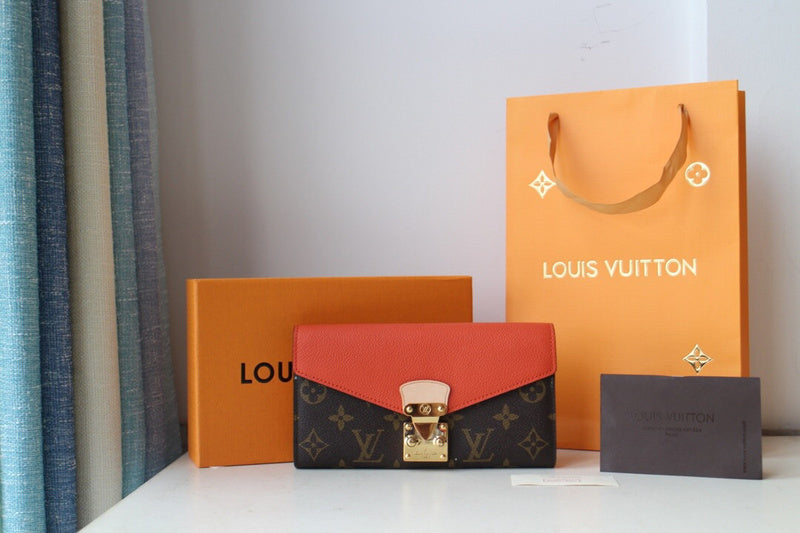 Luxurious Totes - Latest - 2643
