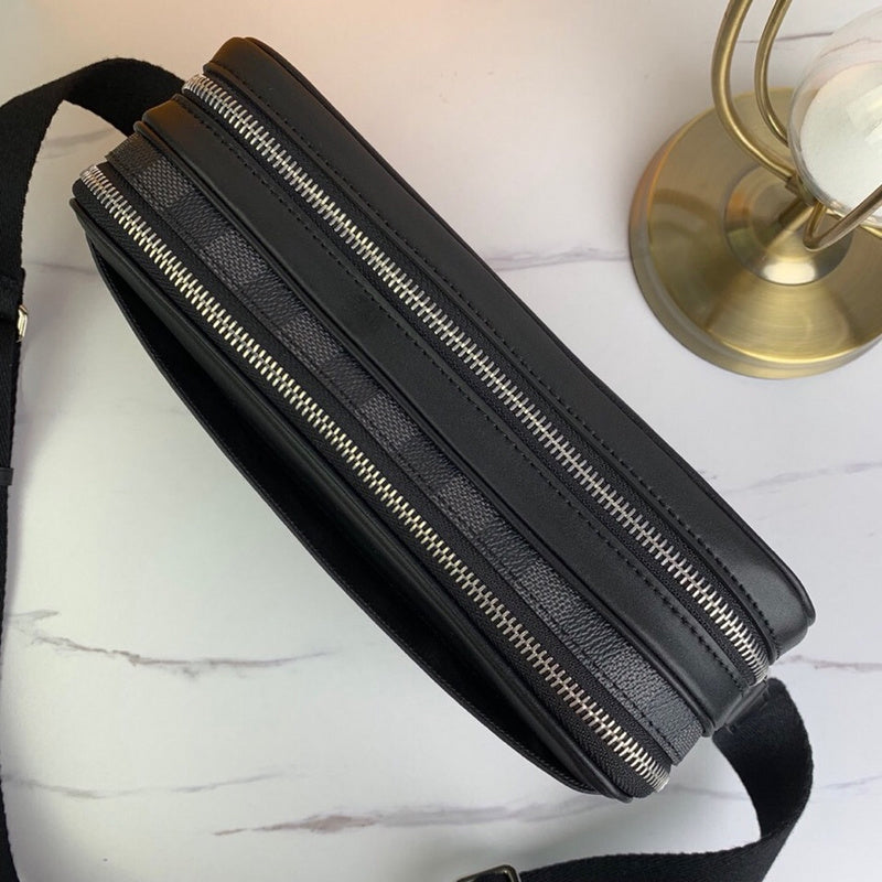 LOV - Luxurious Totes - 1603
