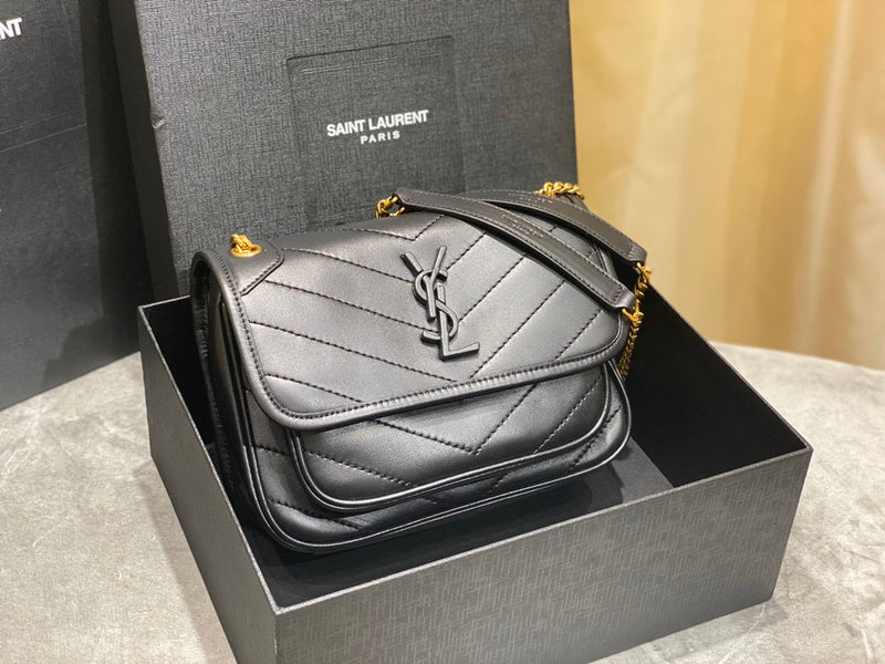 Luxurious Totes - Latest - 8287