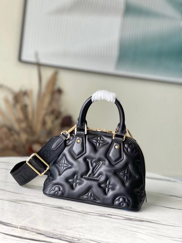 LOV - Luxurious Totes - 1474