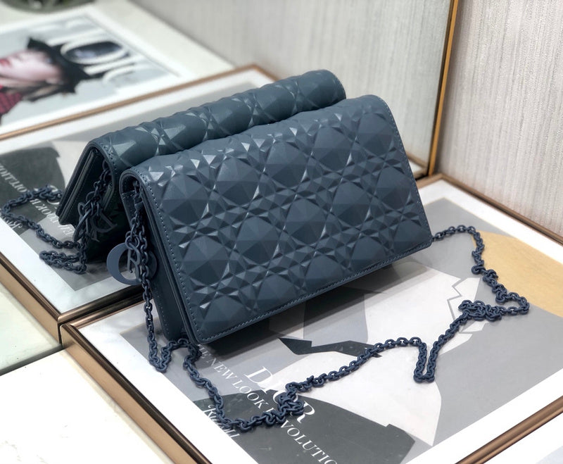 Luxurious Totes - Latest - 6425