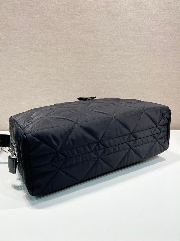 PDA - Luxurious Totes - 070