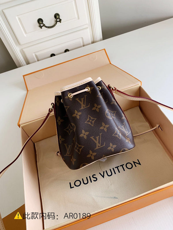 Luxurious Totes - Latest - 9758