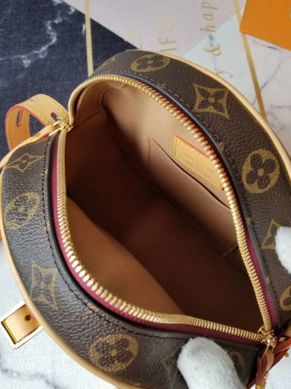 LOV - Luxurious Totes - 2751