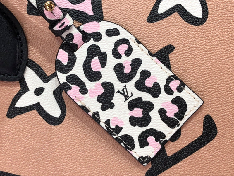 LOV - Luxurious Totes - 2319