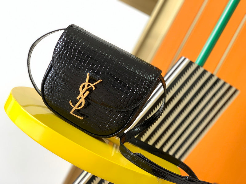 Luxurious Totes - Latest - 8184