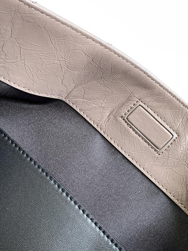 Luxurious Totes - Latest - 8651