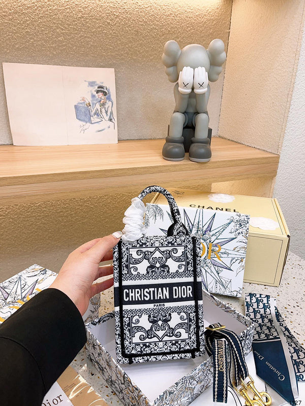 Luxurious Totes - DOR2 Bags - 119