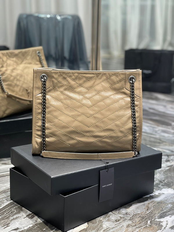 Luxurious Totes - Latest - 8253