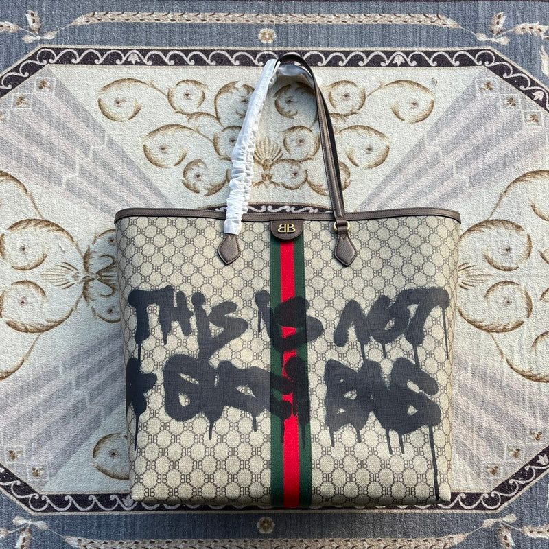 GUI - Luxurious Totes - 1212
