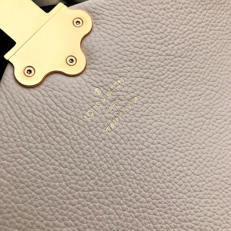 Luxurious Totes - Latest - 2957