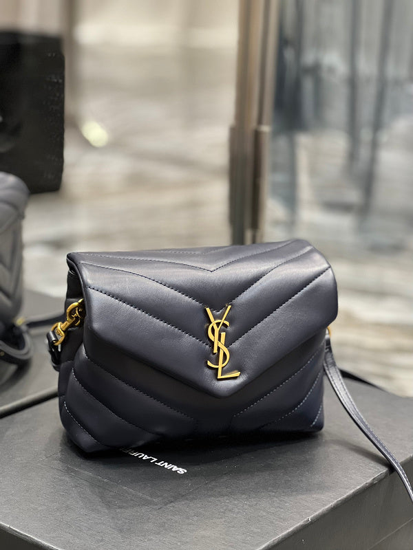 Luxurious Totes - Latest - 8039