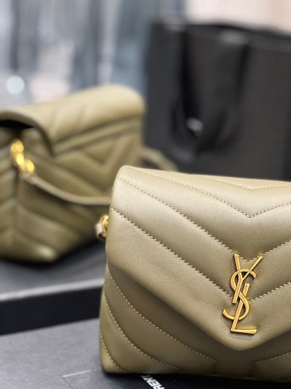 Luxurious Totes - Latest - 8303