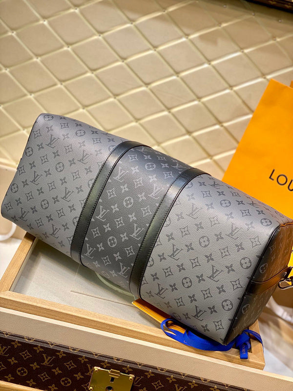 Luxurious Totes - Latest - 2011
