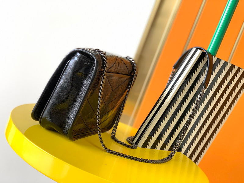 Luxurious Totes - Latest - 8621