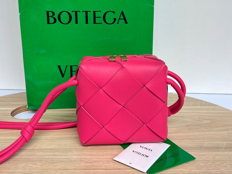 Luxurious-Totes - BV Bags - 2228