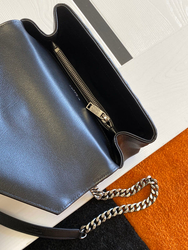Luxurious Totes - Latest - 8582