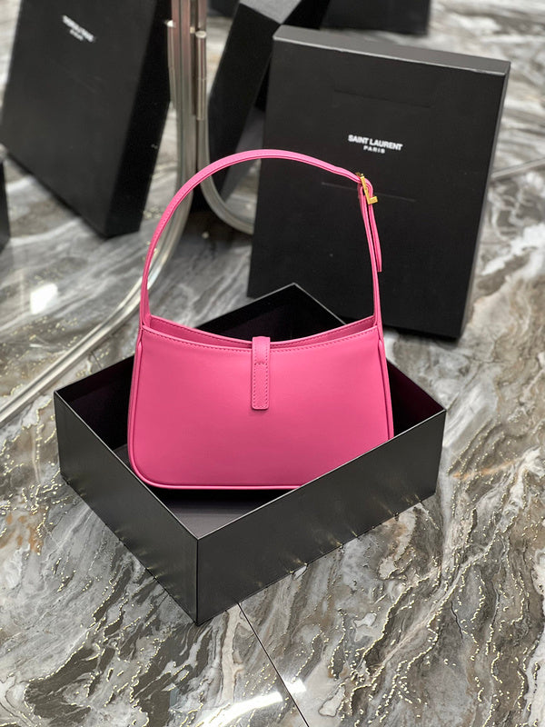Luxurious Totes - Latest - 8494