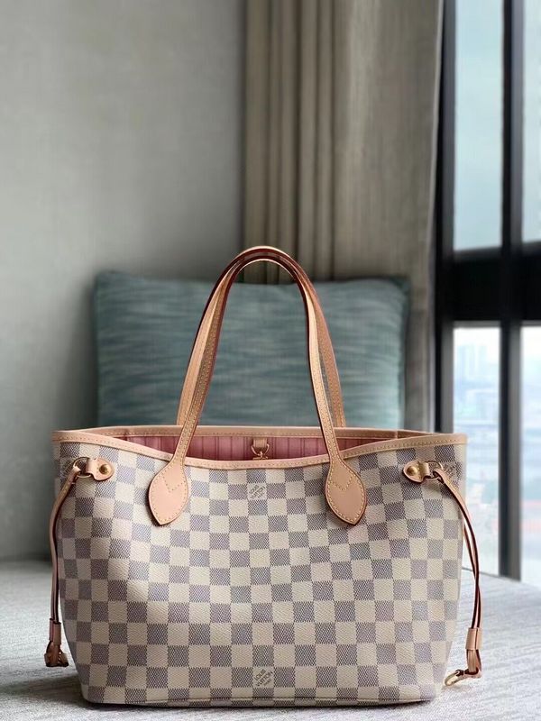 LOV - Luxurious Totes - 684