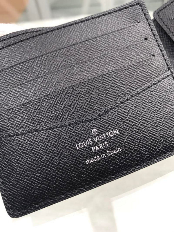 LOV - Luxurious Totes - 2699