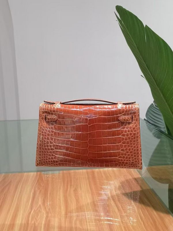 HMS - Luxurious Totes - 019