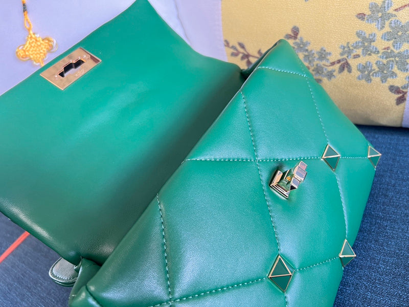 Luxurious Totes - Latest - 4447