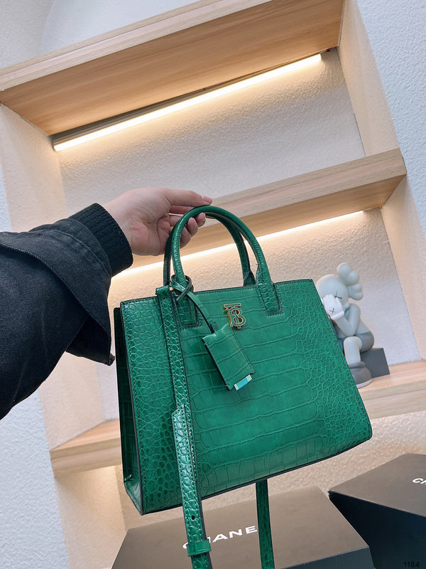 Luxurious Totes - BBR2 Bags - 012
