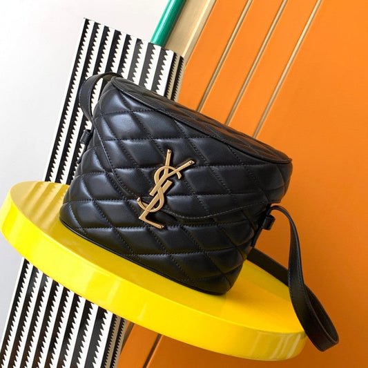 Luxurious Totes - Latest - 7921