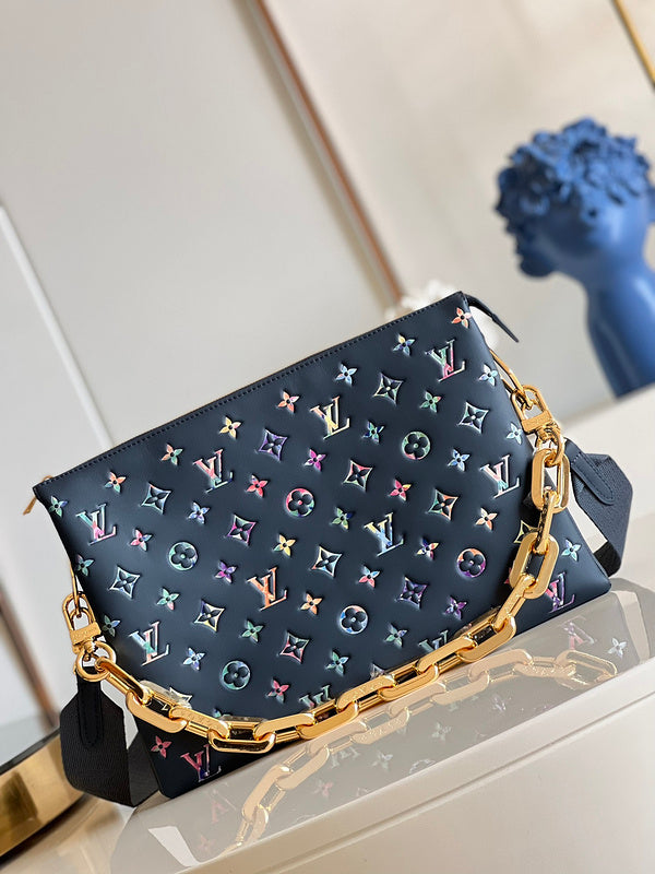 LOV - Luxurious Totes - 1111