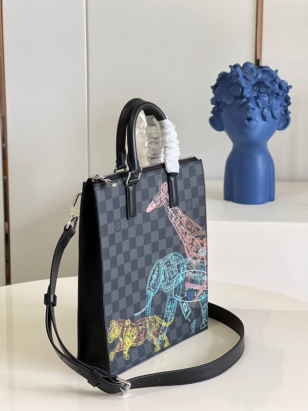 LOV - Luxurious Totes - 1611