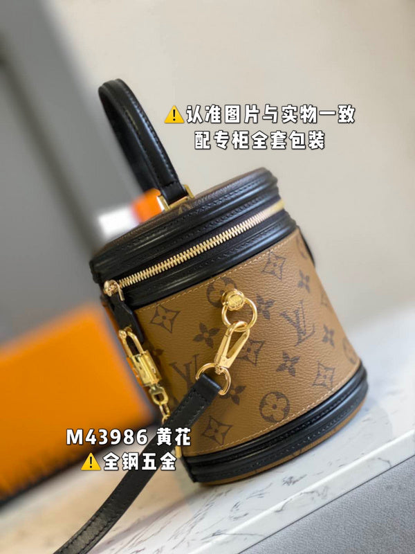LOV - Luxurious Totes - 1310