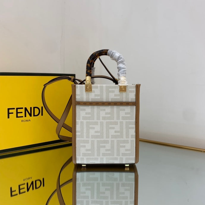 Luxurious Totes - Latest - 11392