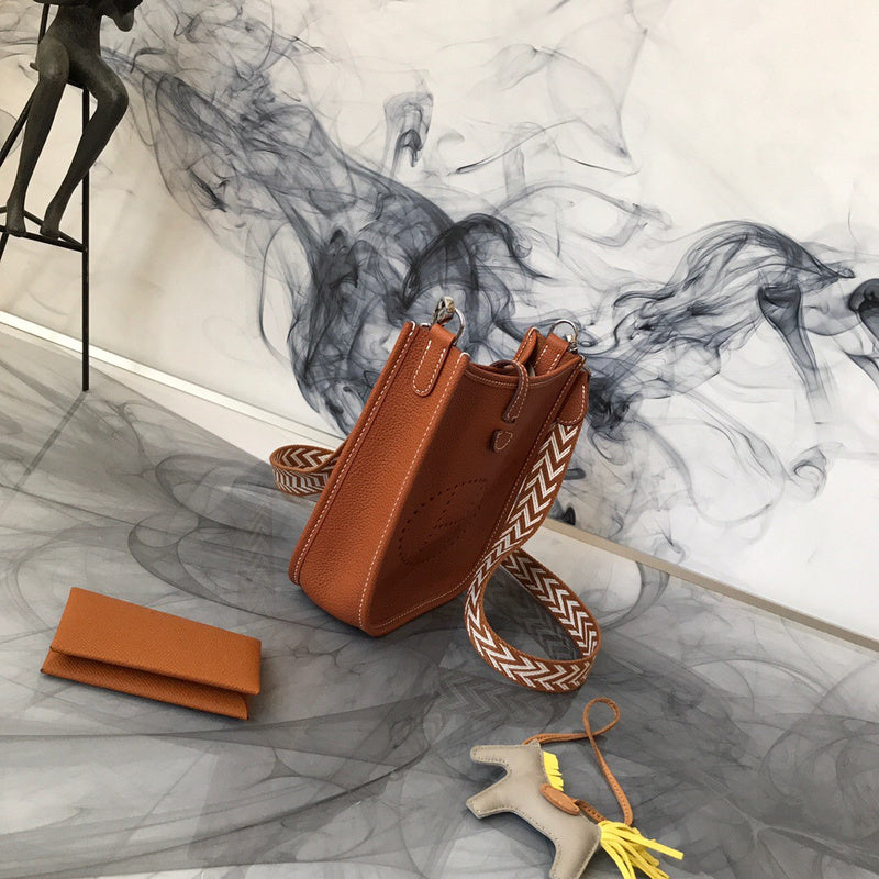 Luxurious Totes - Latest - 6835