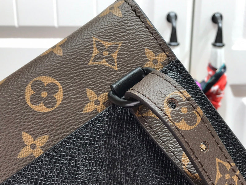 LOV - Luxurious Totes - 2496