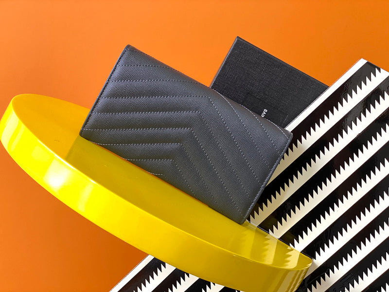 Luxurious Totes - Latest - 7074