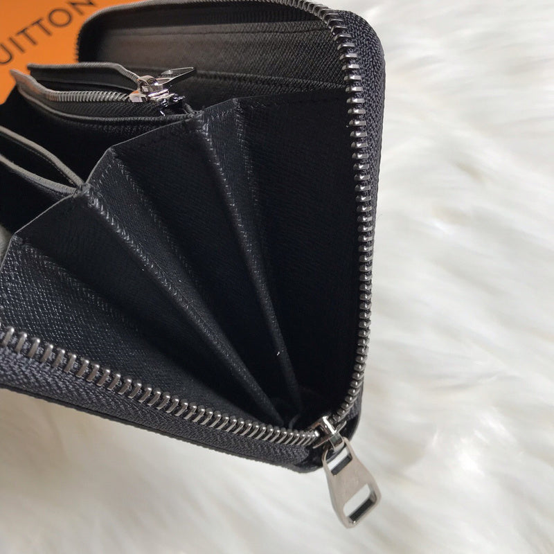 Luxurious Totes - Latest - 944