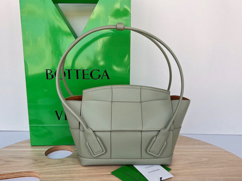 Luxurious-Totes - BV Bags - 2199
