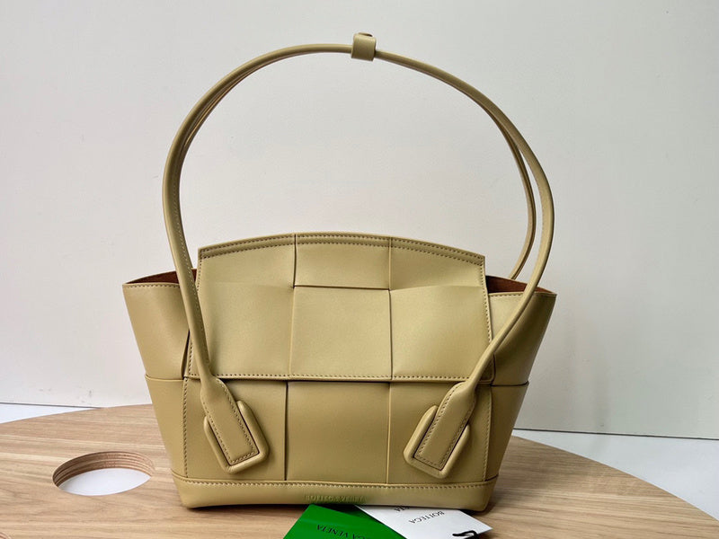 Luxurious-Totes - BV Bags - 2552