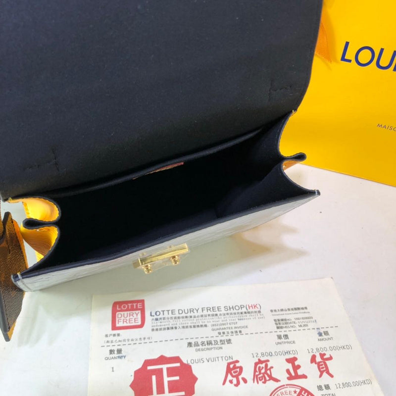 LOV - Luxurious Totes - 2740