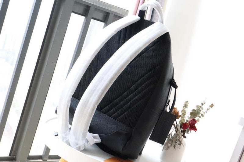 LOV - Luxurious Totes - 2478